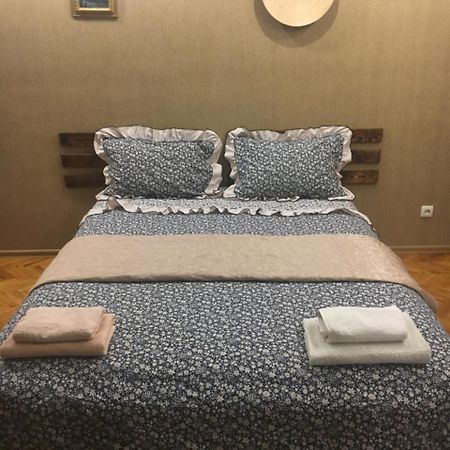 Kvartira Na Krakivskiy 12 , 52 Apartment Kiev Ngoại thất bức ảnh